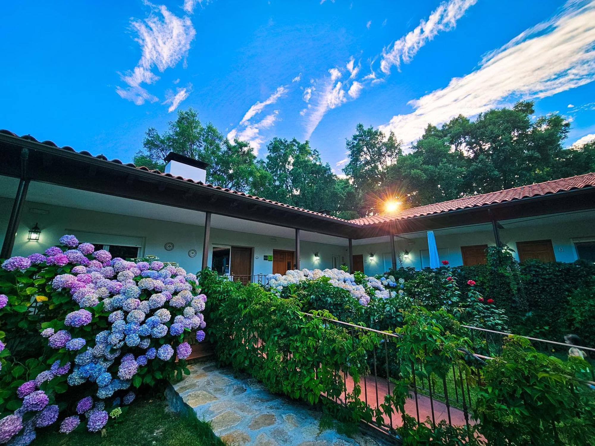 Hotel Rural El Retiro De San Pedro By Retirorural Arenas de San Pedro Extérieur photo