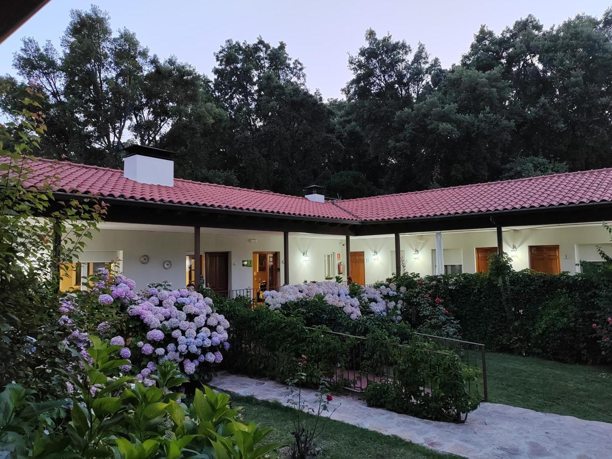 Hotel Rural El Retiro De San Pedro By Retirorural Arenas de San Pedro Extérieur photo