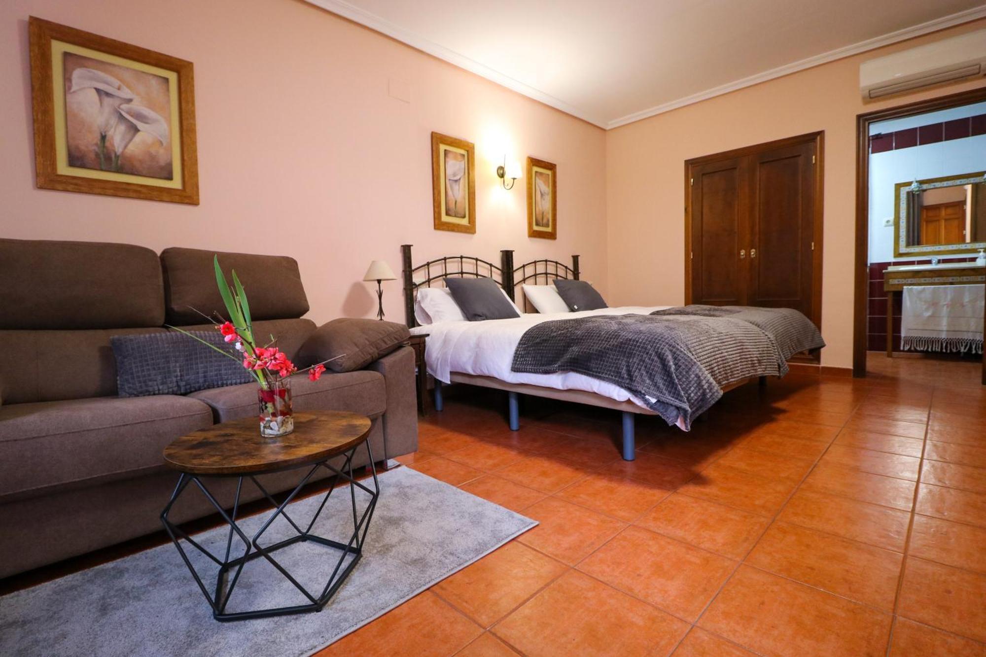 Hotel Rural El Retiro De San Pedro By Retirorural Arenas de San Pedro Extérieur photo
