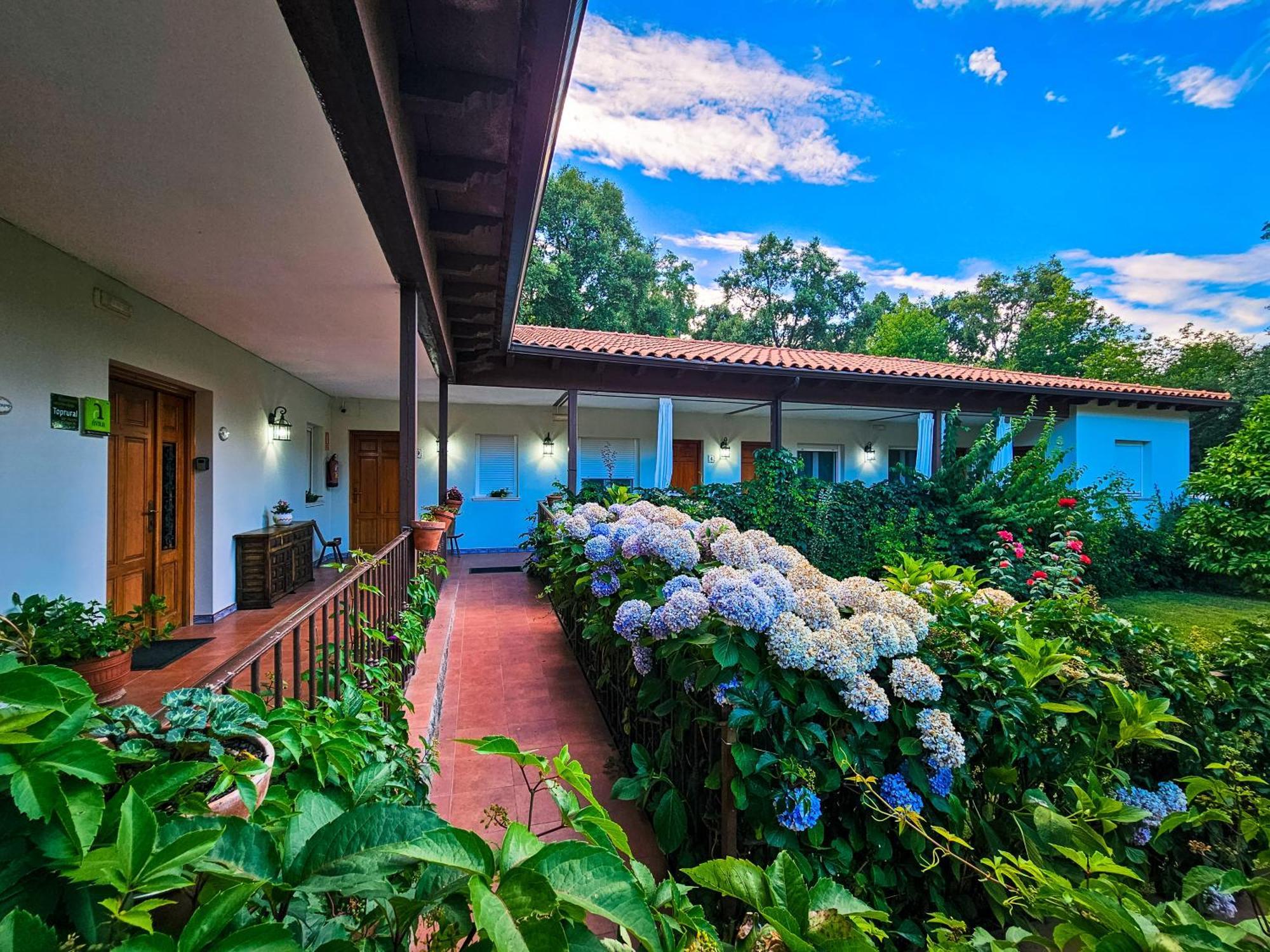 Hotel Rural El Retiro De San Pedro By Retirorural Arenas de San Pedro Extérieur photo